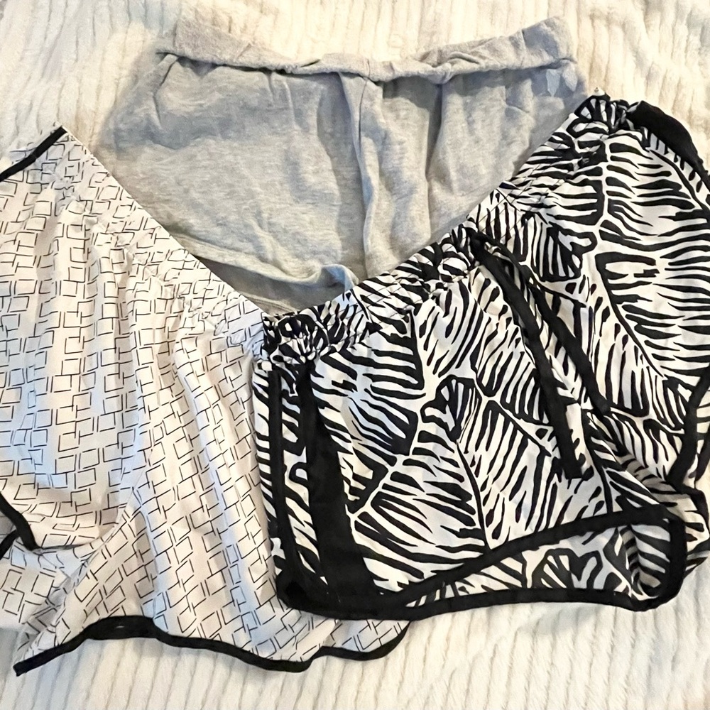 Victoria's Secret Monochrome Geometric Shorts BUNDLE Sm/Xs